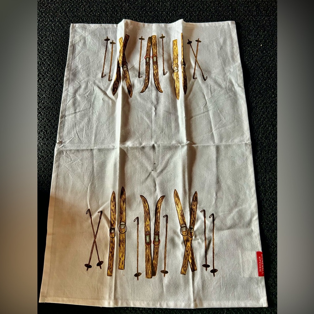 Stonewall Kitchen Vintage Skis Tea Towel